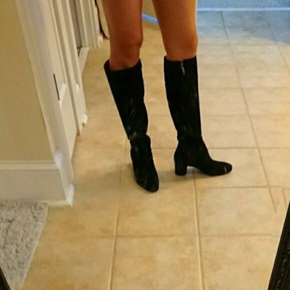 Diane Von Furstenberg black suede Soft leather Boots size 7M - Picture 4 of 12